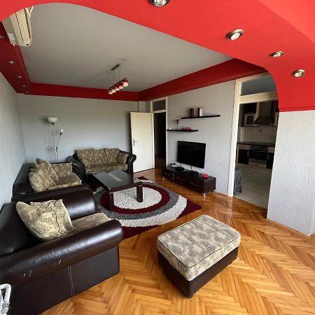 Mickitos Mm Apartment Skopje Exteriör bild