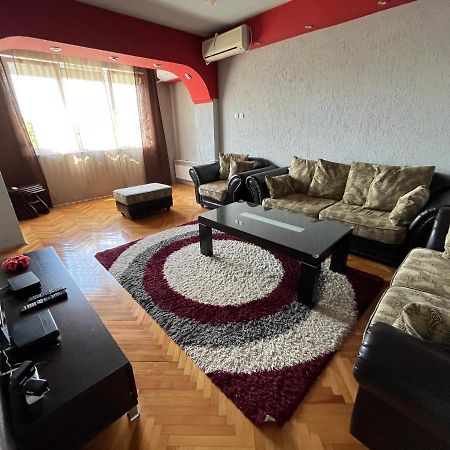 Mickitos Mm Apartment Skopje Exteriör bild