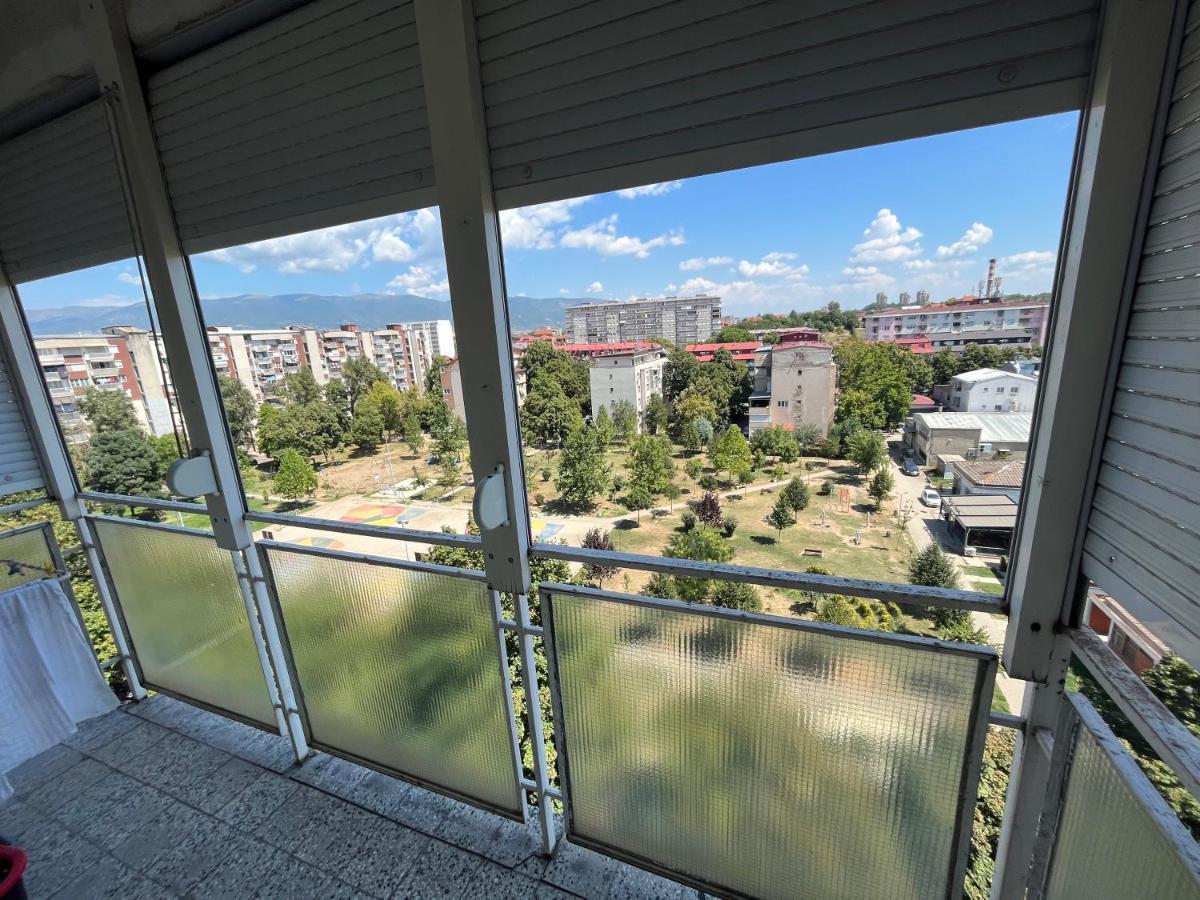 Mickitos Mm Apartment Skopje Exteriör bild
