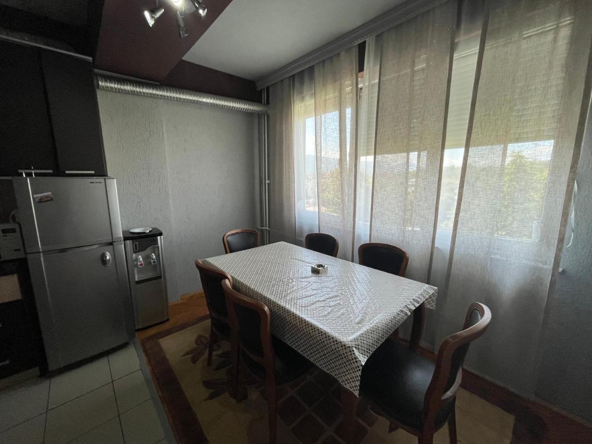 Mickitos Mm Apartment Skopje Exteriör bild