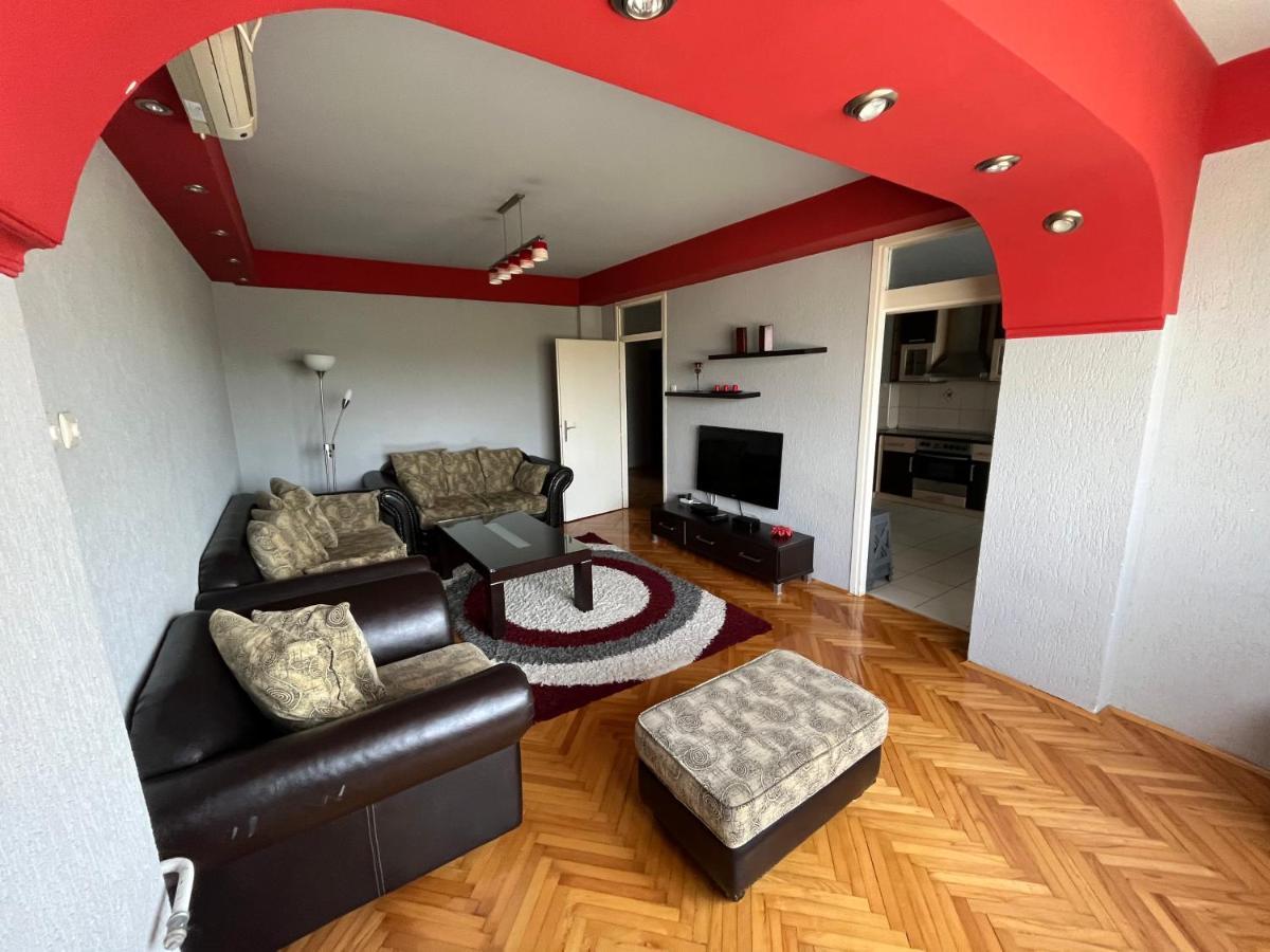 Mickitos Mm Apartment Skopje Exteriör bild